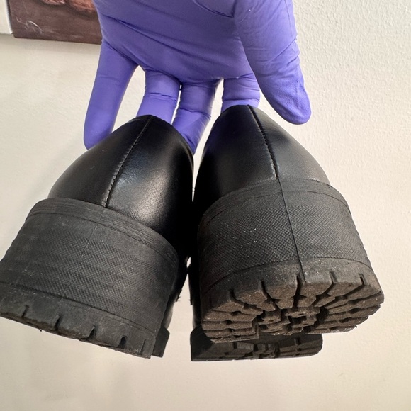 🔥🖤BLACK LOAFERS 🖤🔥 - Picture 14 of 15